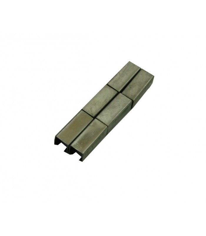 Fourreau adaptateur de carré 6 à 8 mm acier zingué L=30 mm
